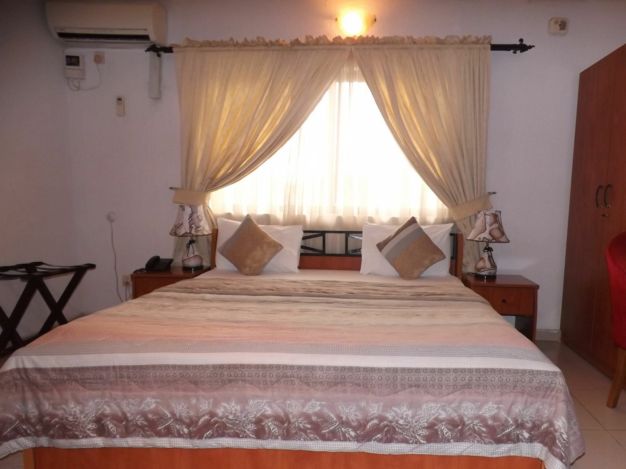 La Playa Suites Lagos Exterior foto